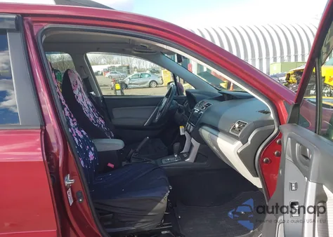 2017 Subaru Forester 2.5I Premium из США, поврежденный, VIN JF2SJAGC0HH588556